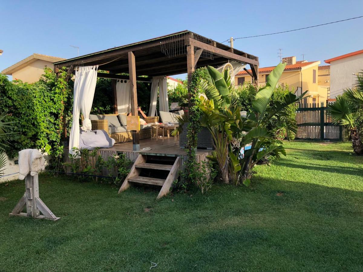 Bed and Breakfast Floripa Surf House à Santa Maria Del Focallo Extérieur photo